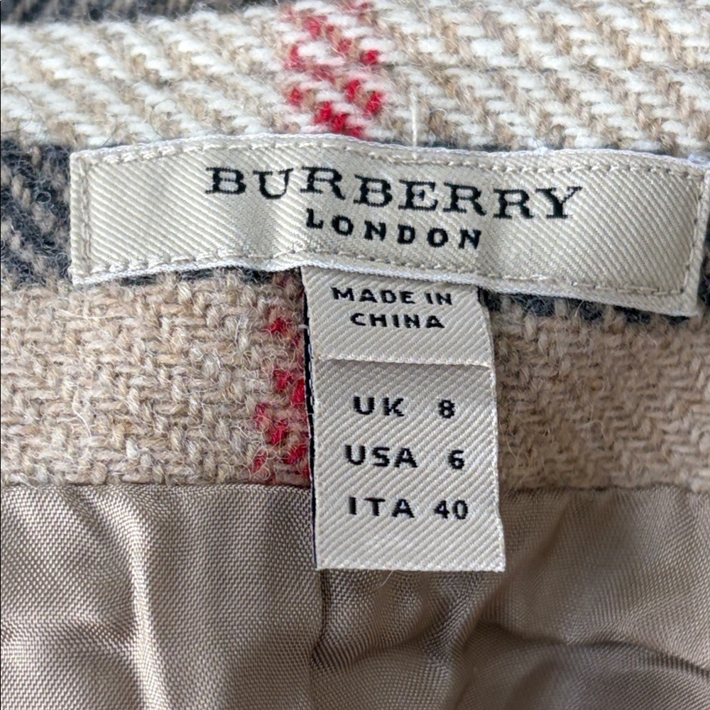 Burberry London Tan Plaid A-Line Skirt – Size US 6 - Picture 6 of 7